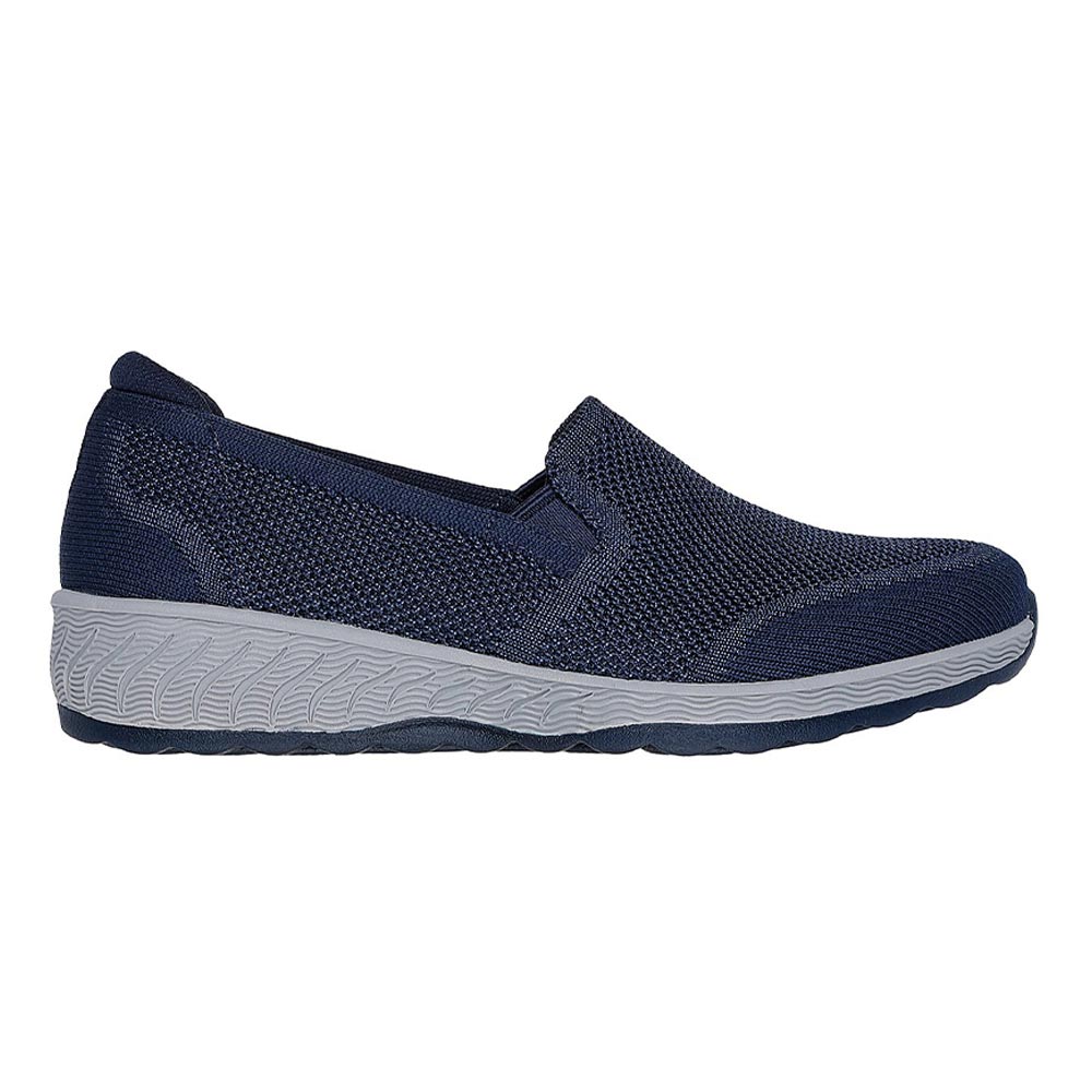 COLLECTIONS – Skechers Singapore