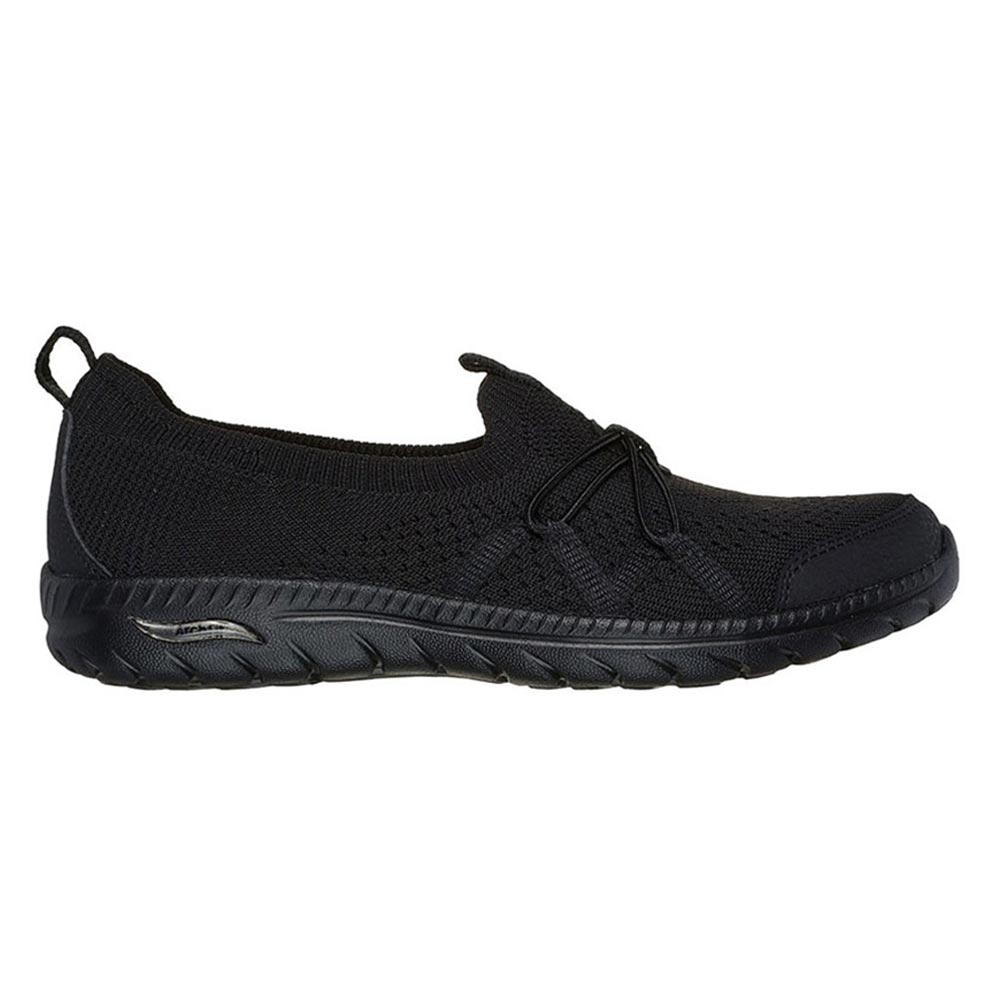 COLLECTIONS – Skechers Singapore