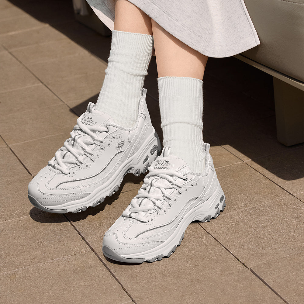 Sport D'Lites 1.0 - Looking Glass