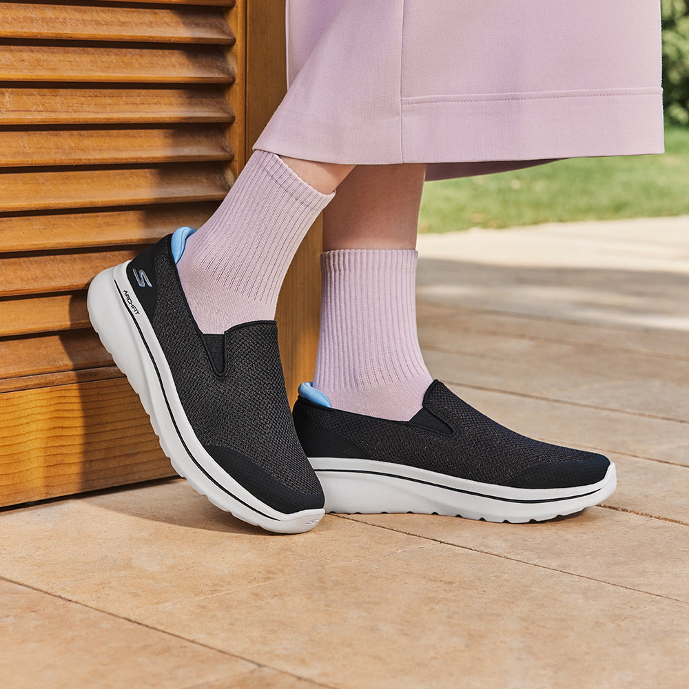 GOwalk Arch Fit N-Joy