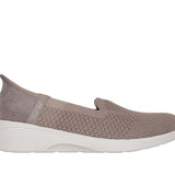 Slip-Ins: Modern Comfort Arya - Sweet Voice