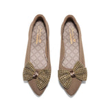 Modern Comfort Cleo Point - Quiet Spark