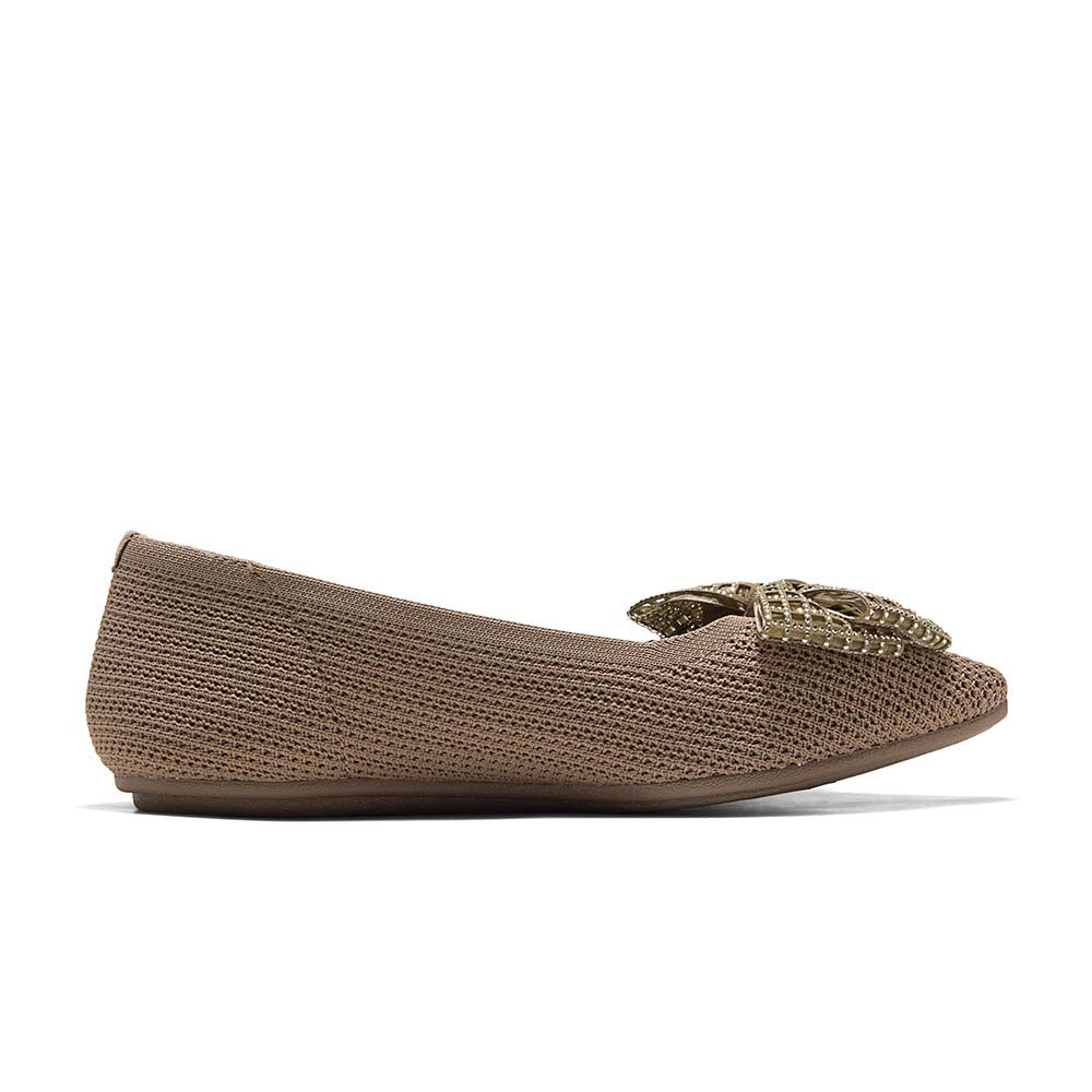 Modern Comfort Cleo Point - Quiet Spark