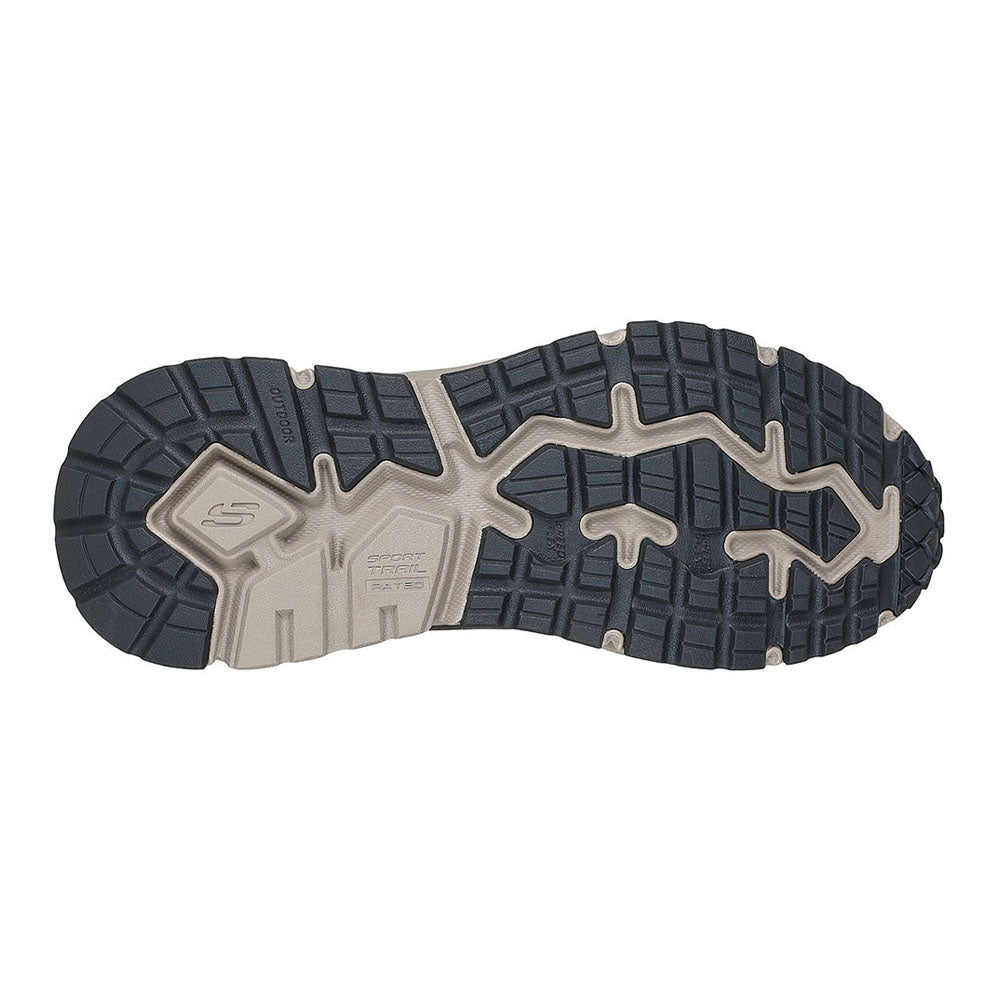 Yuchin  Sport Casual D'Lux Journey - Stylized Soul – Skechers Singapore