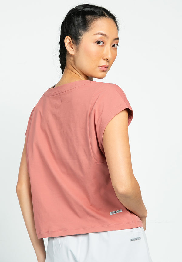 Walking: Performance Short Sleeve Tee